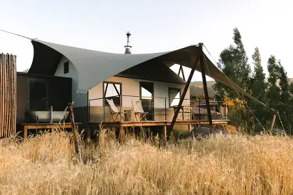 Carpa tent from outside